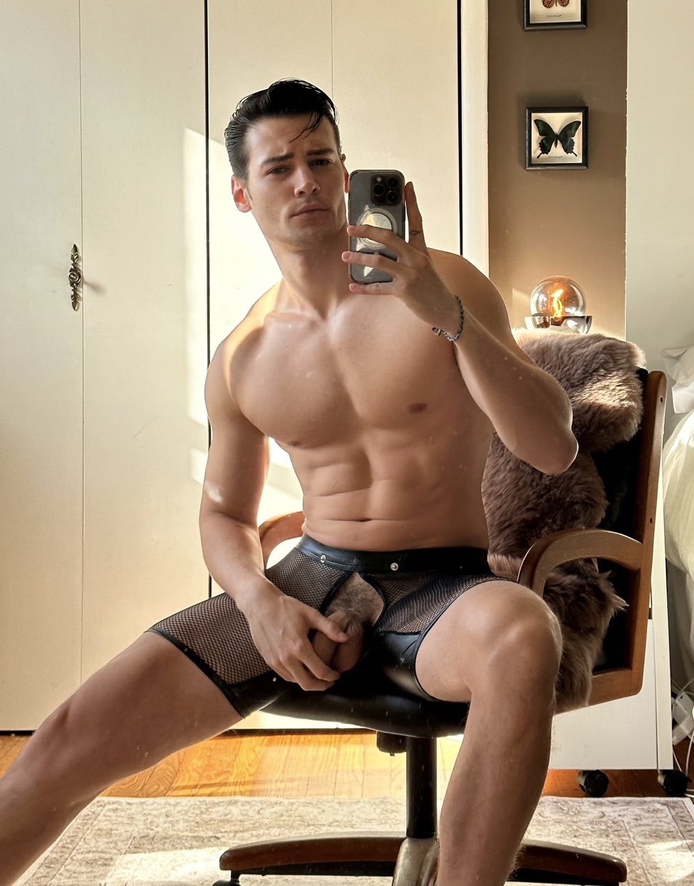 Model - Ian Bradley Ivan Bubalo - Photo Sharing - Gay For Fans Forum